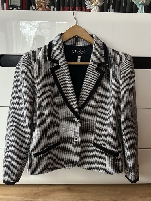 Żakiet Armani Jeans klasyczny basic do pracy skład premium