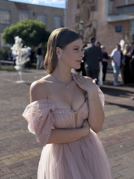 Випускна вечірня сукня