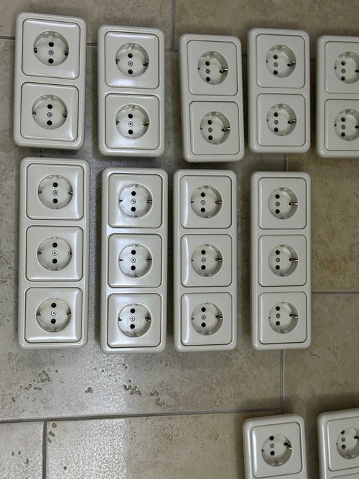 Продам Розетка + рамка