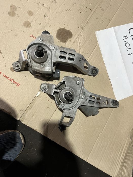 Chevrolet bolt ev моторчик скла очисників вітровиків лобового скла