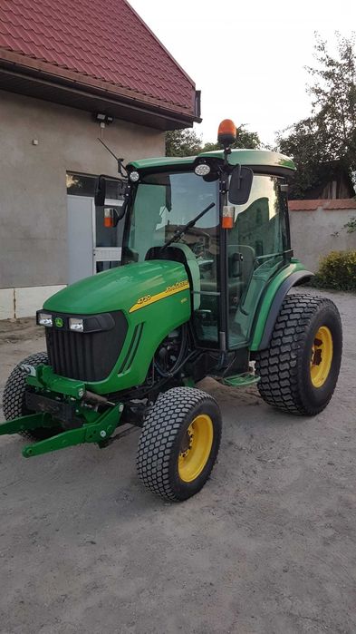 John Deere 4720 komunalny
