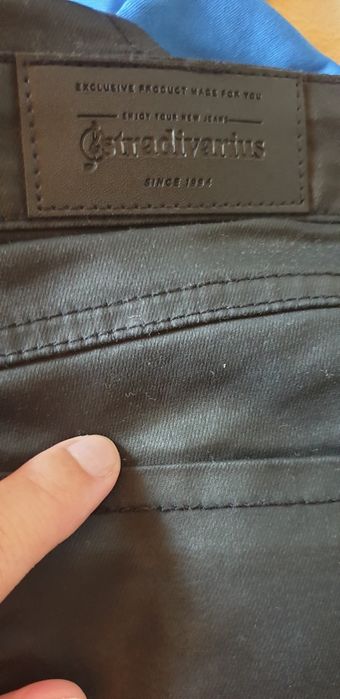 Spodnie ogrodniczki woskowane roz.42 Stradivarius nowe czarne