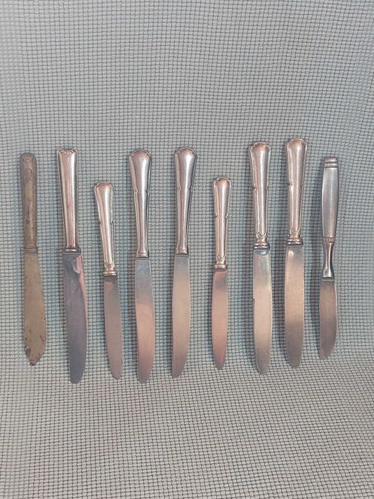 Talheres antigos com contraste