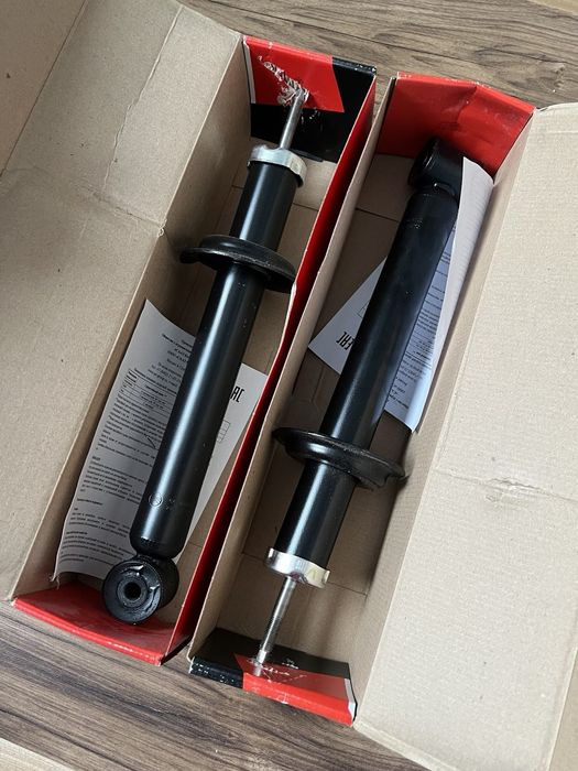 Амортизатор задній СААЗ на ВАЗ 2108, 2109, 21099, 2113, 2114, 2115