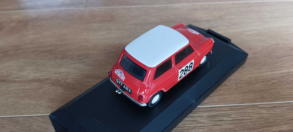 Morris Monte Carlo 1963 1/43 VITESSE