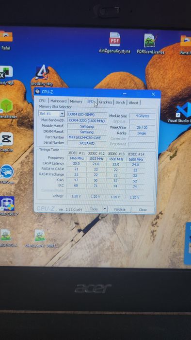 Używany laptop Acer. Model jak na zdjęciu