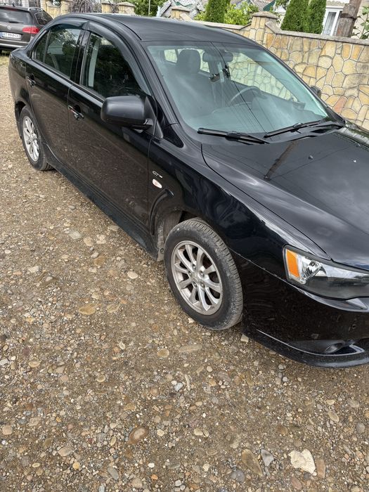 Продам Mitsubishi Lancer 2014