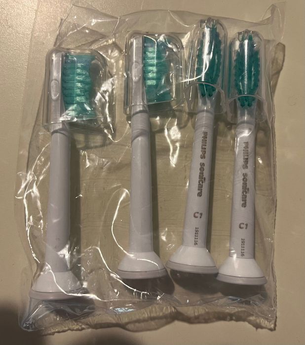 4XKońcówki Philips Do Szczoteczki Sonicare C1 ProResults/Sensitive