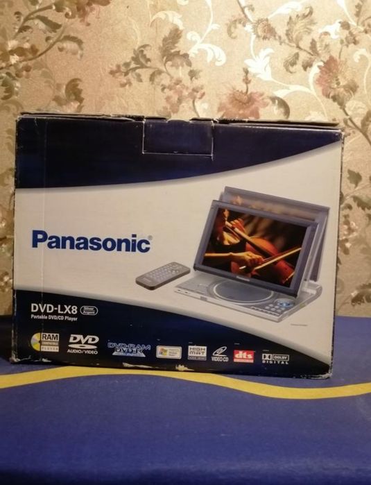 Портативний dvd/cd-плеєр Panasonic dvd-lx8.