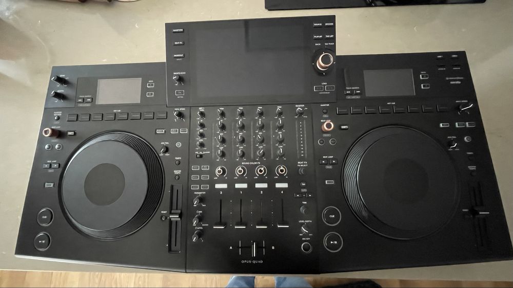 Pioneer Opus Quad + Mala UDG (c/garantia)