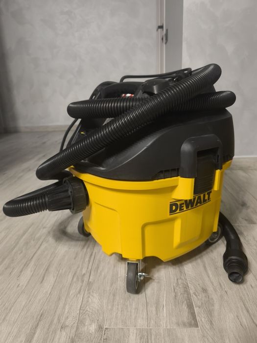 Продам будівельний пилосос DeWALT DWV901L