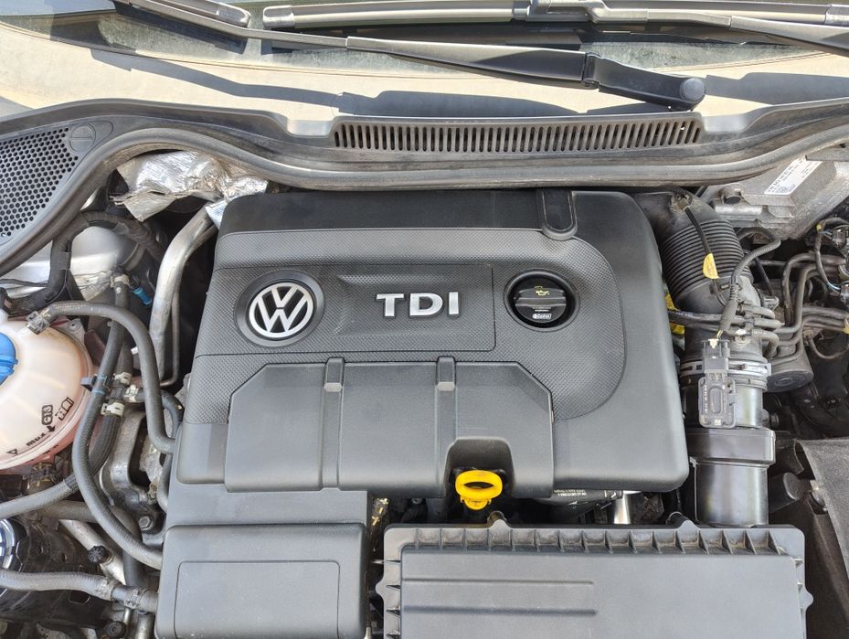 Volkswagen Polo 1.4 TDI 90cv BlueMotion Comfortline  | Revisão Completa | Sensores F/T