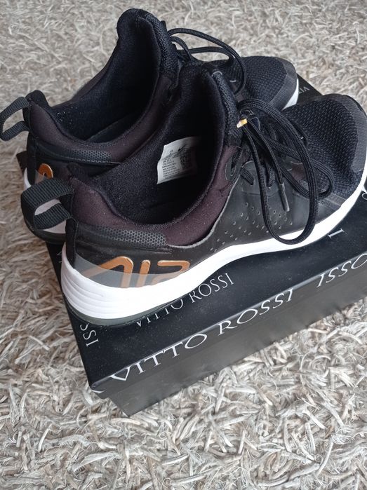 Оригинальные кроссовки NIKE