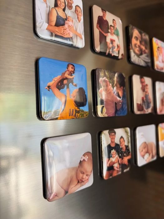 Botton imã de geladeira com fotos retangulares e circulares