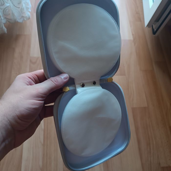 Металевий кейс для дисків. CD-DVD