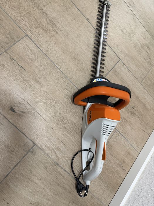 Електричний кущоріз Stihl HSE42
