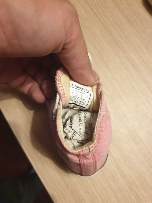 Sapatilhas Converse All- Star e Levis   Bebé