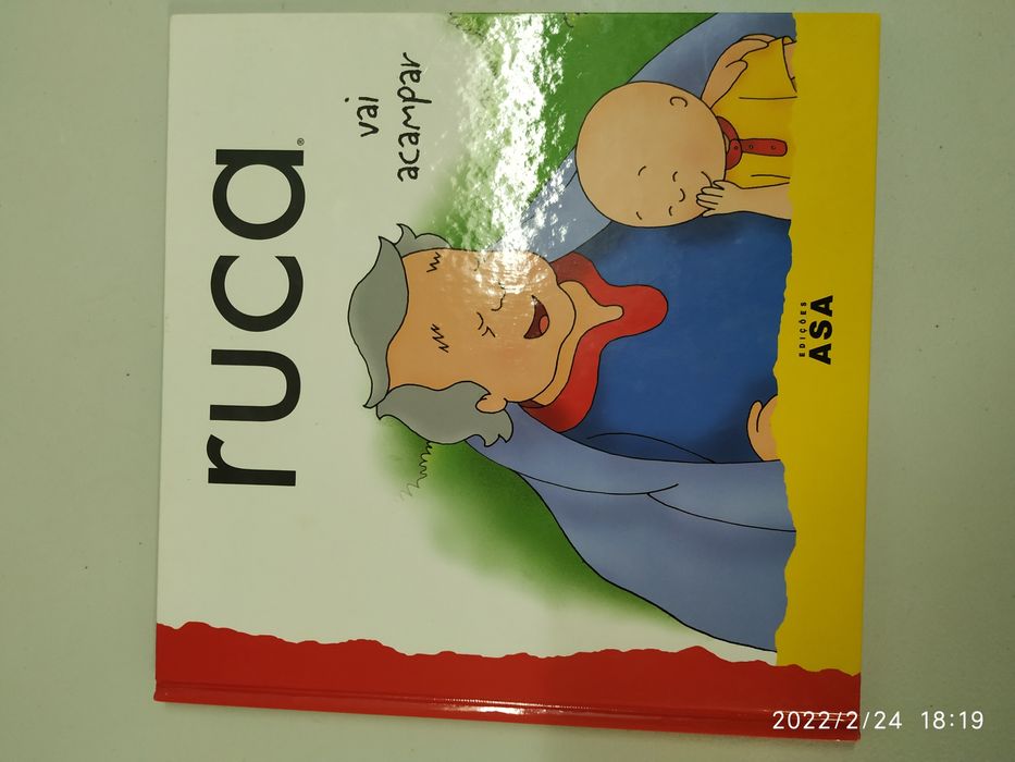 Vários livros infantis