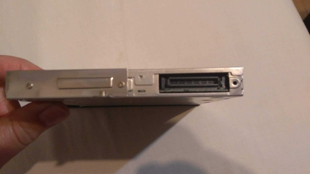 Wewnętrzny napęd DVD RW SD-R6372, Toshiba
