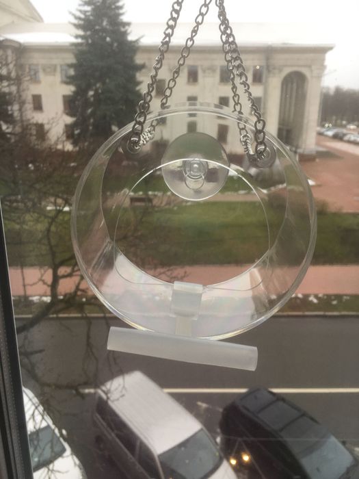 Годівничка для птахів на вікно, кормушка на окно на присосках.