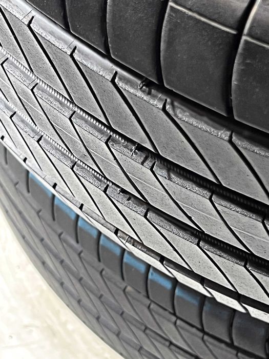 Pneus Michelin e-Primacy - 225/55/19 - Como NOVOS