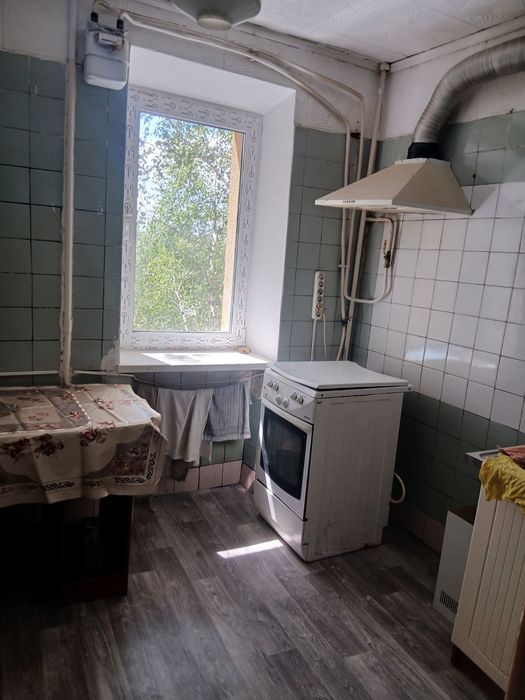 Продаж 2-х кімнатної квартири+ земельна  ділянка.Бородянка.