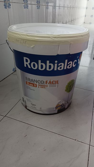 Tinta Robbialac branco fácil 15l