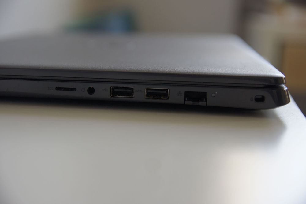 Laptop DELL Latitude 3510 15,6" i5 32GB RAM dysk 256GB