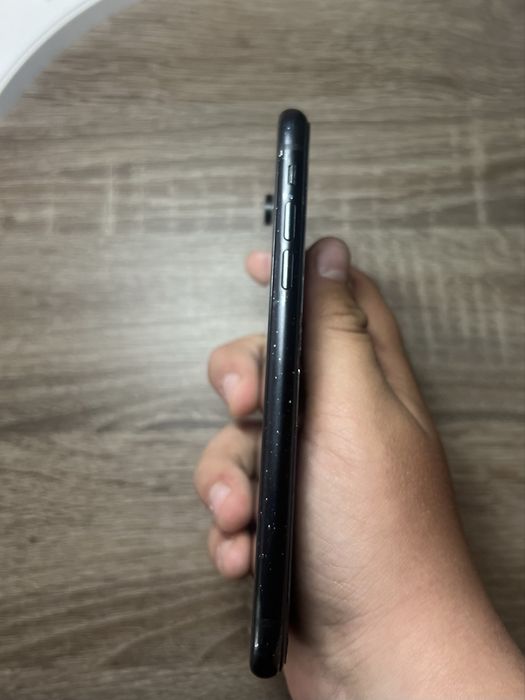 iPhone Xr 64 гб 100% батарея