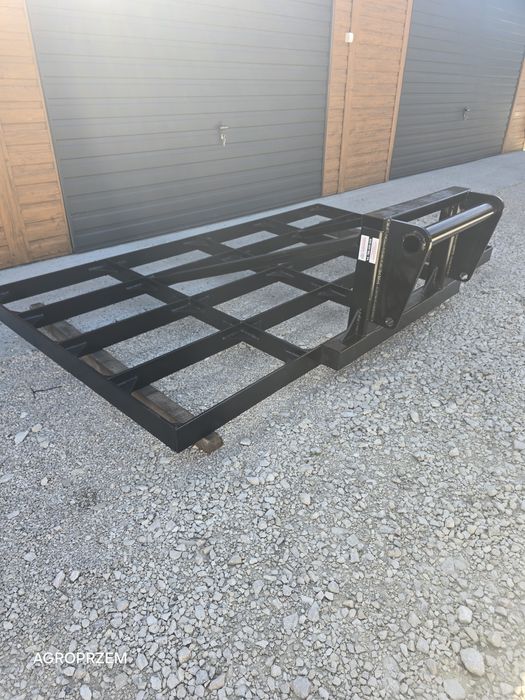 Sprzedam niwelator od 1.0m do 3.0m euroramka manitou tuz i inne