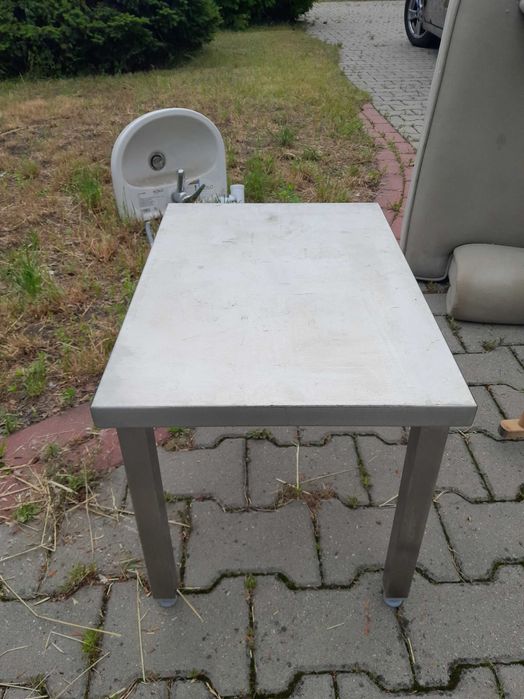 stół z nierdzewki 55x37x37 używany