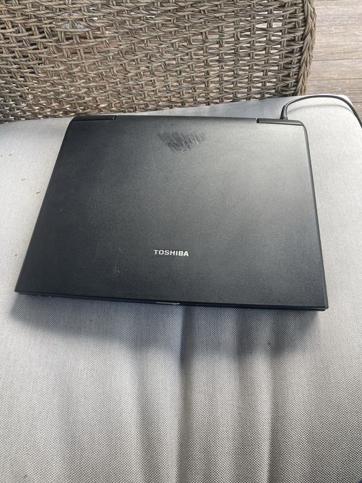 Laptop Toshiba Satellite Pro 6100