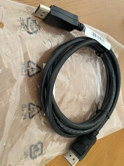 Cabos HDMI e DisplayPort - Novos