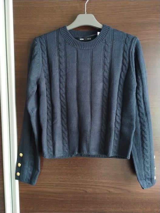 Nowy granatowy sweter Sinsay
