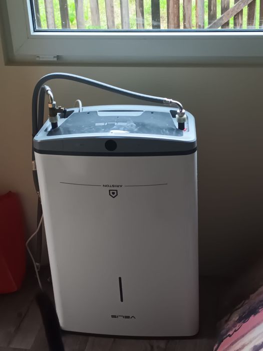 Boiler elektryczny 45l. Sterowanie Wifi