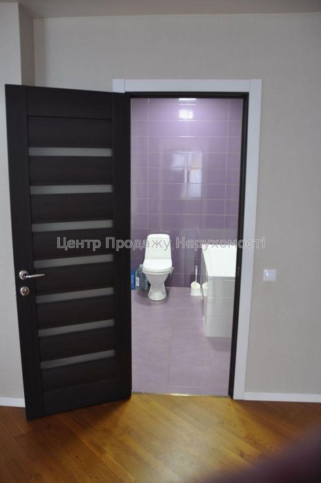 Центр Продажу Нерухомості продає 3 квартиру