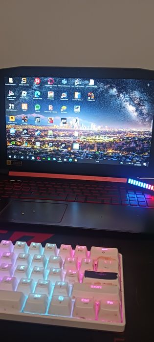 Laptop na sprzedaz