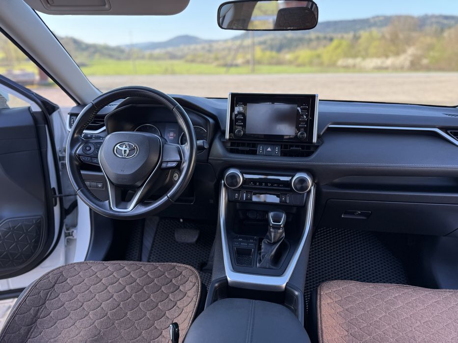 Toyota rav4 2.0 CVT