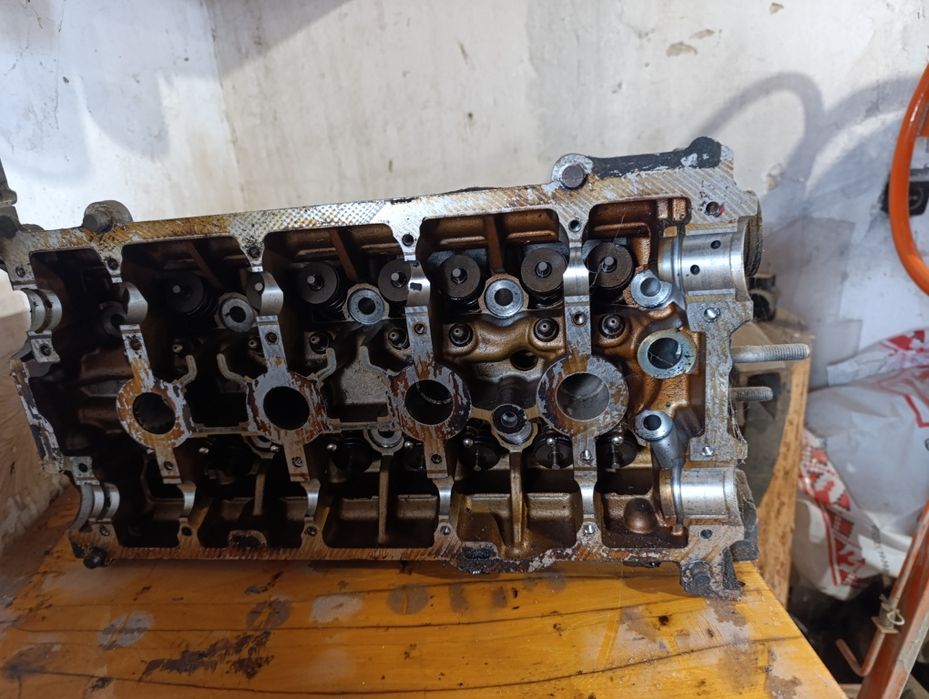 Мотор Сценік 2 під реставрацію