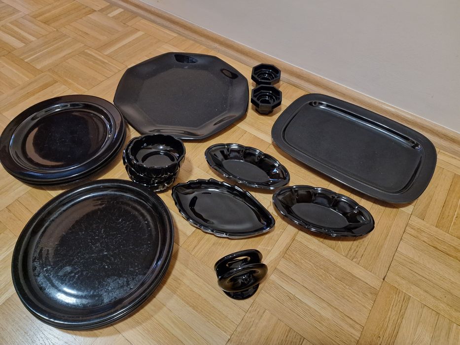 Czarna zastawa stołowa serwis 17el. + gratis