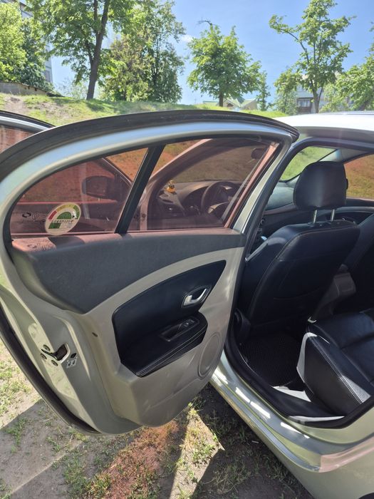 Renault Samsung sm3 (FLUENCE)
