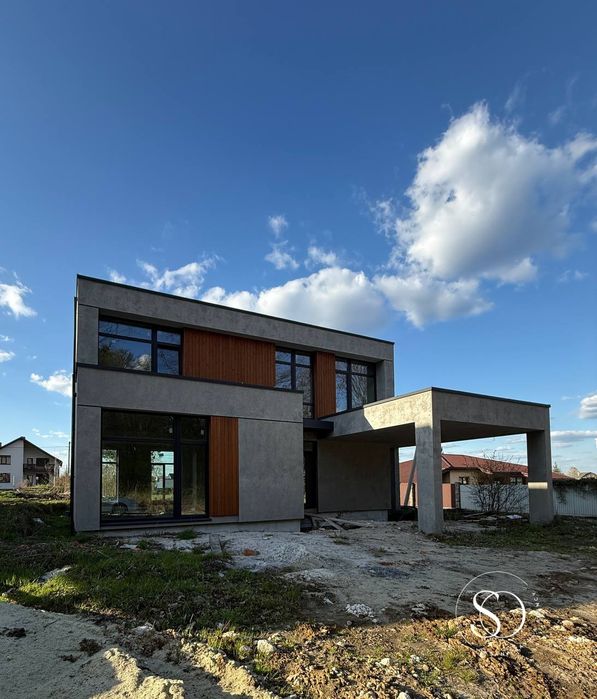 Продаж ексклюзивних 4-кім. будинків біля лісу 200 м2