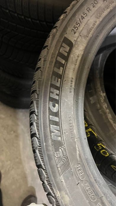 Комплект 255 45 20 michelin pilot alpin 5