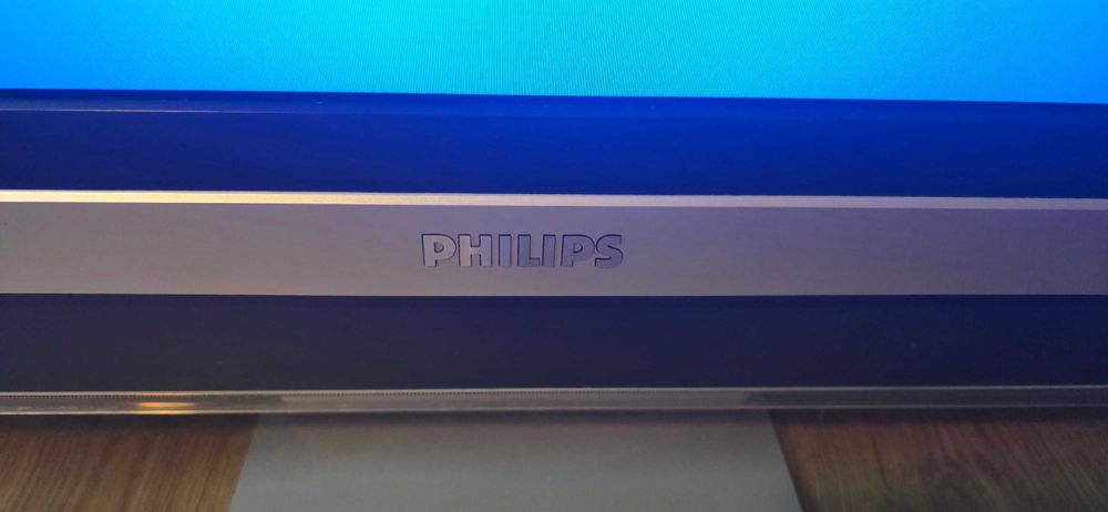 Telewizor LCD Philips 32" z funkcą podświetlania