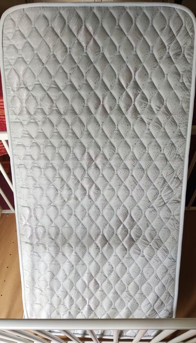 Cama bebé IKEA 120x60