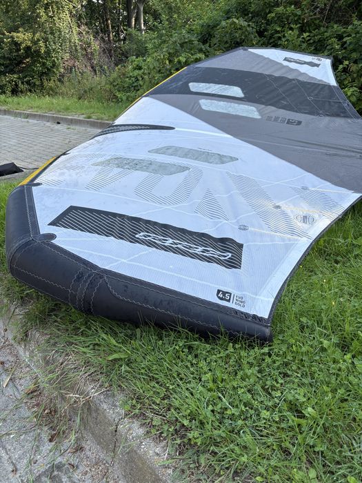 Wingfoil RRD EVO 4.5 Gold White Aluula Carbon Hands