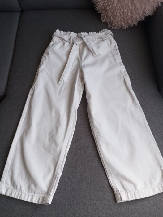 Spodnie dla dziewczynki na rozmiar 146 cm