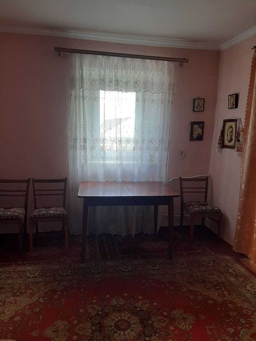 Продам будинок  в селі Куна