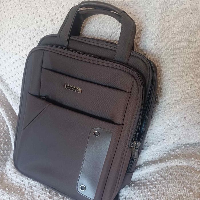 Продам стильный мужской рюкзак