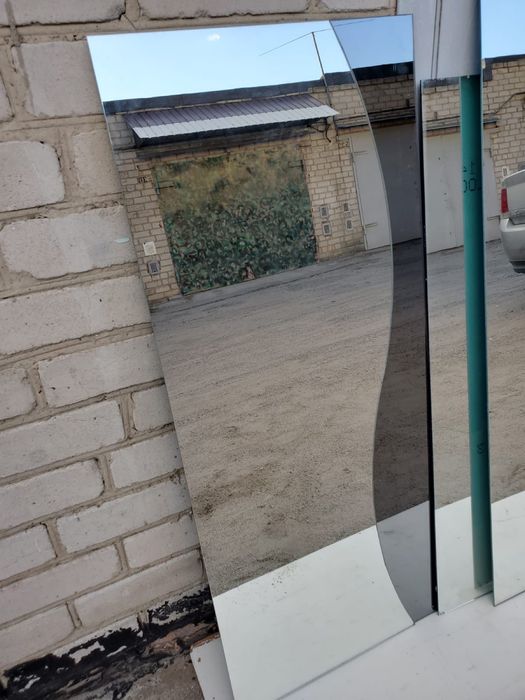 Зеркала в ассортименте